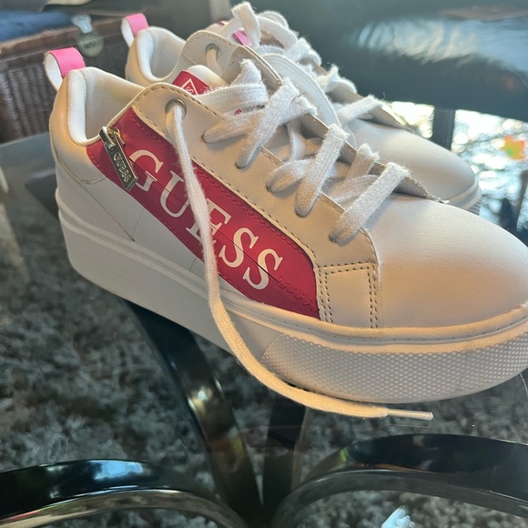 Brand new platform low top sneakers - Picture 2 of 4